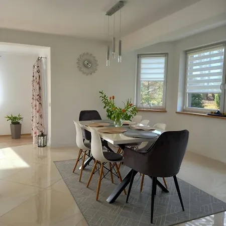 Dom Przy Zagrodzie Ferienhaus *